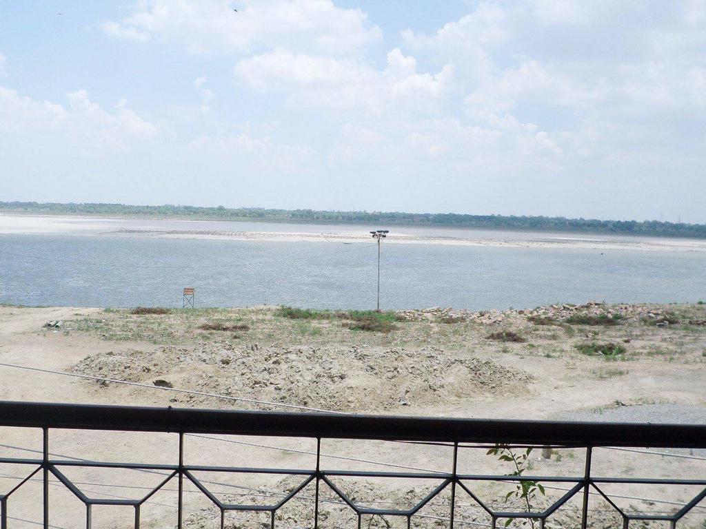 Ganga Paying Guest House Waranasi Zewnętrze zdjęcie