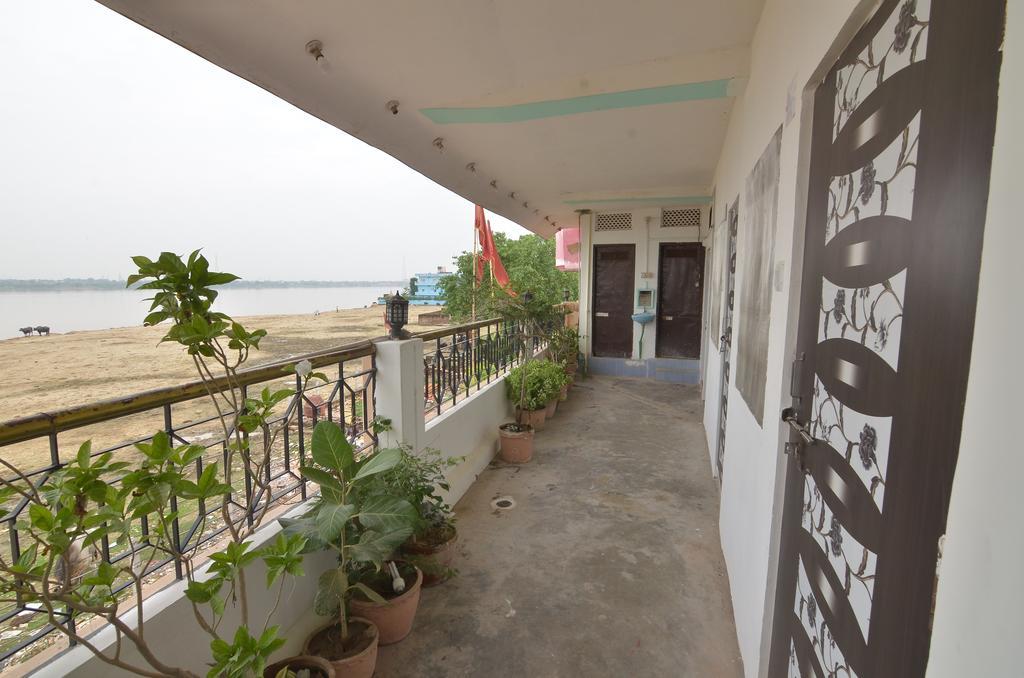 Ganga Paying Guest House Waranasi Zewnętrze zdjęcie