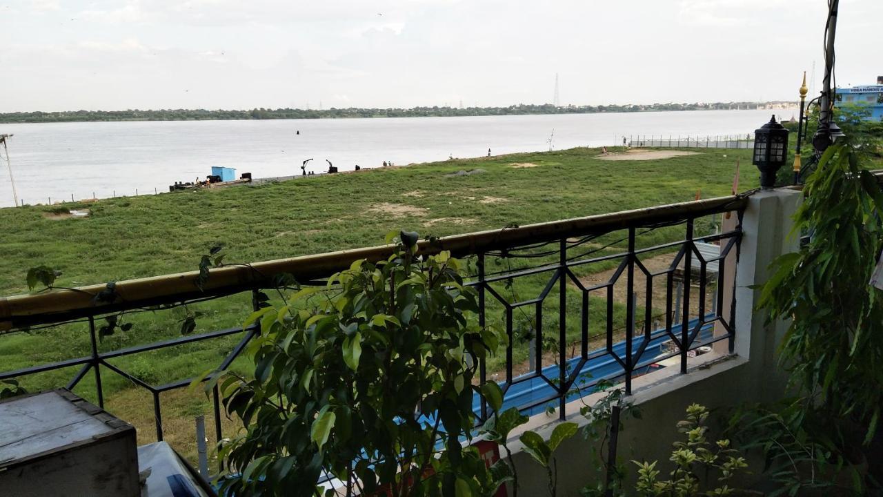Ganga Paying Guest House Waranasi Zewnętrze zdjęcie