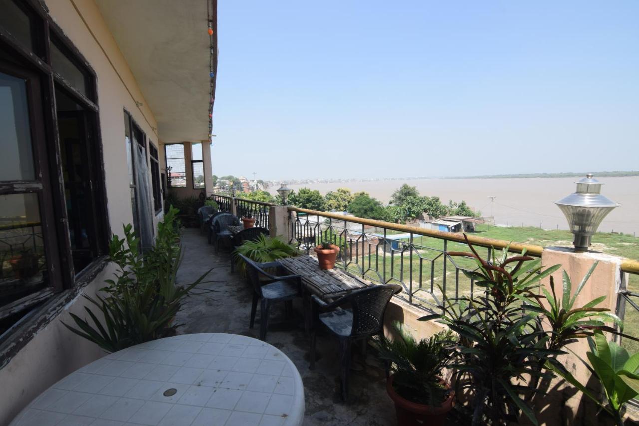 Ganga Paying Guest House Waranasi Zewnętrze zdjęcie